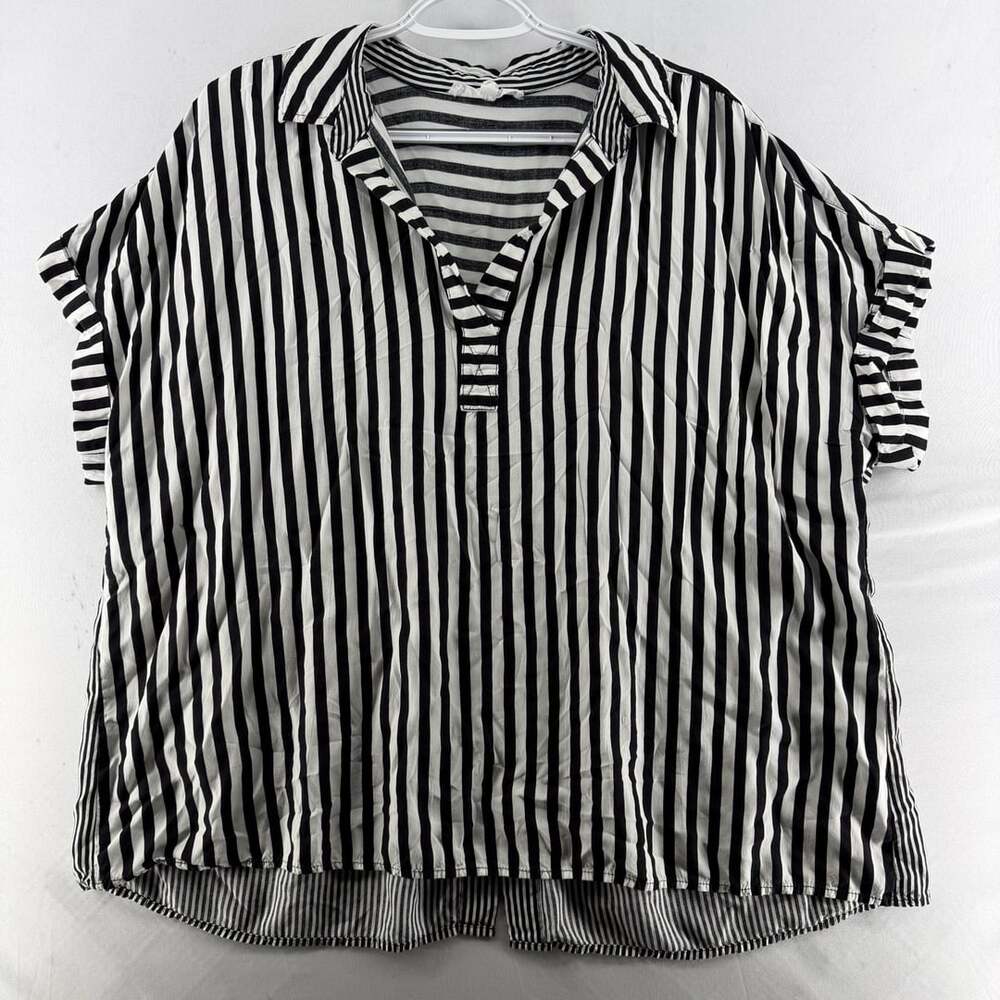 1606 Jane + Delancey Black White Striped Button Up Short Sleeve Blouse 1X